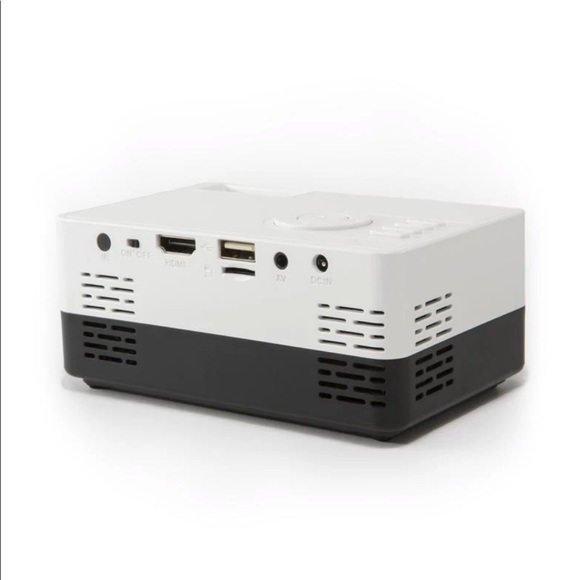 Mini Projector - Picture 2 of 5